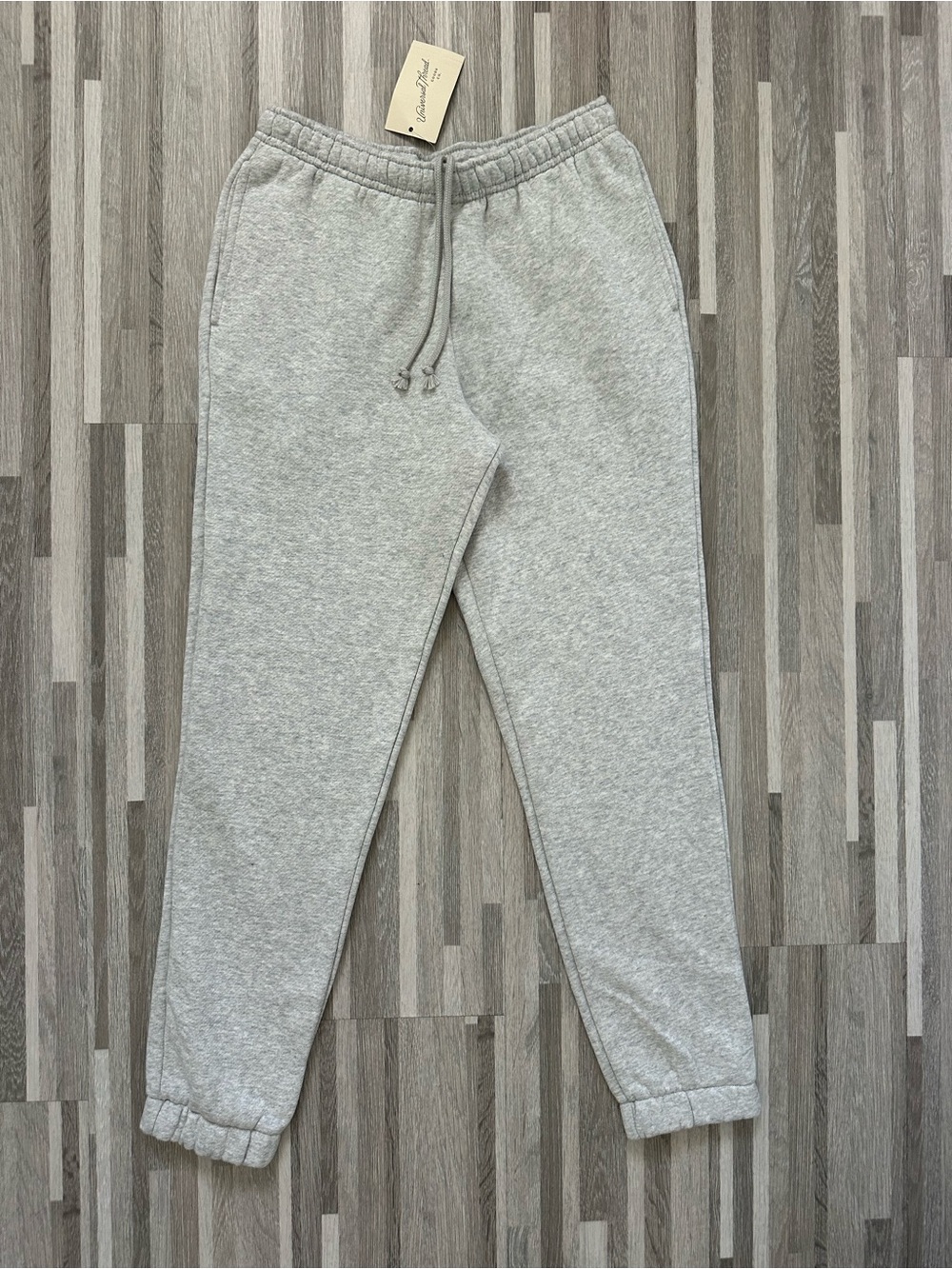 Universal Thread Girls' Gray Joggers Heathered – New with Tags – Size XS